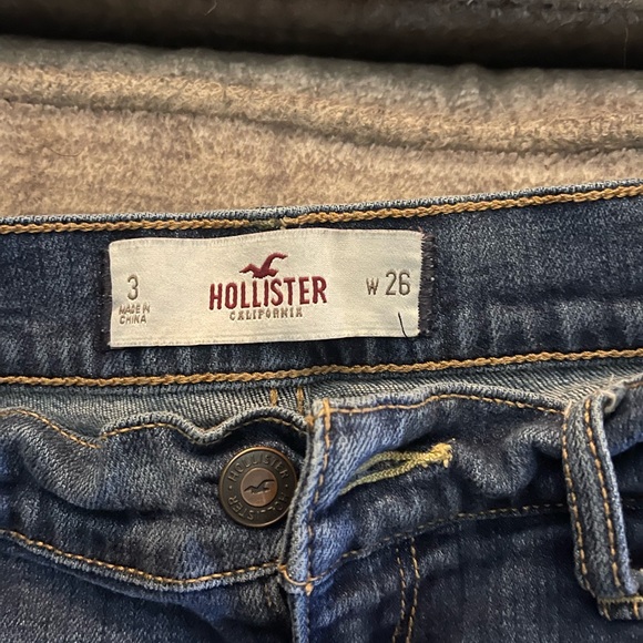 Hollister Jean shorts - Picture 3 of 3
